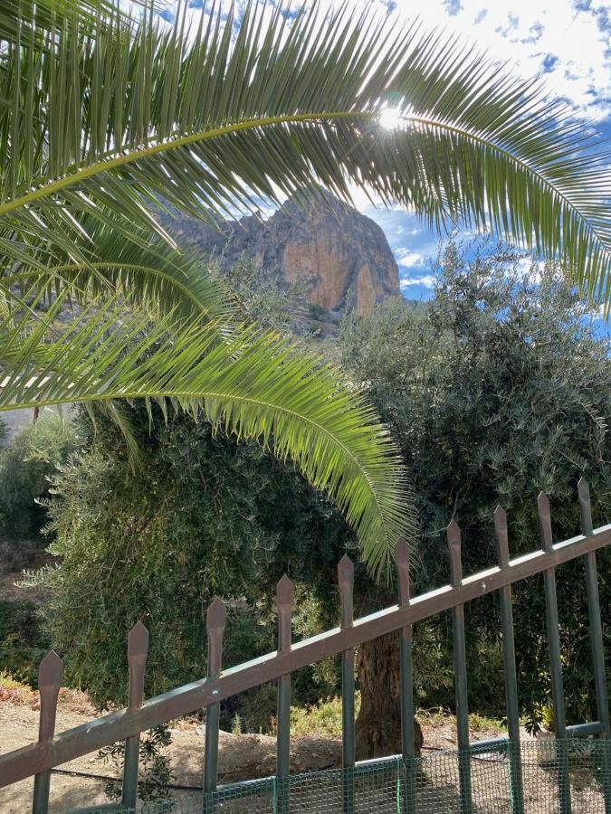 Cortijo El Chorreadero En Parque Natural Sierra De Cazorla Los Rosales (Jaen)
